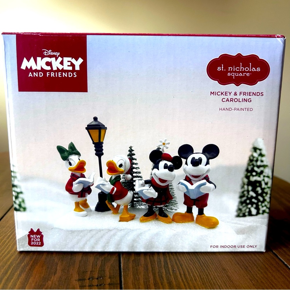 Mickey & Friends Caroling Figurines